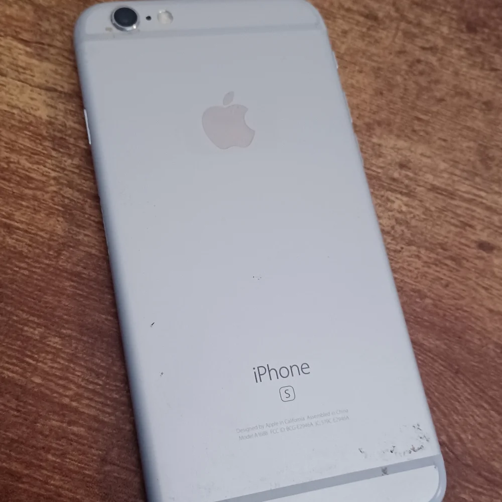 iPhone S Model 1688